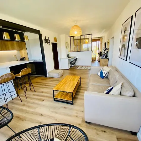 Apartment Les Vignes Vierges By Interhome Hyeres